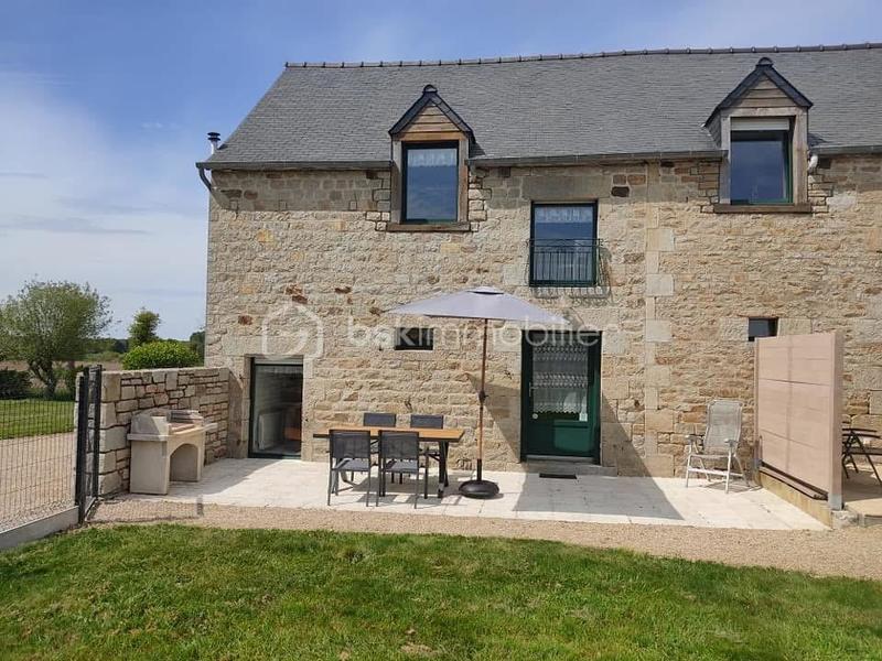 Propriété - 322 m² - 11 pièces