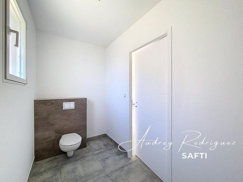 Maison - 98 m² - 4 pièces