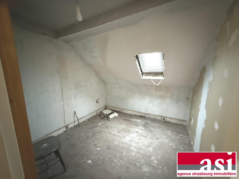 Maison - 137 m² - 7 pièces