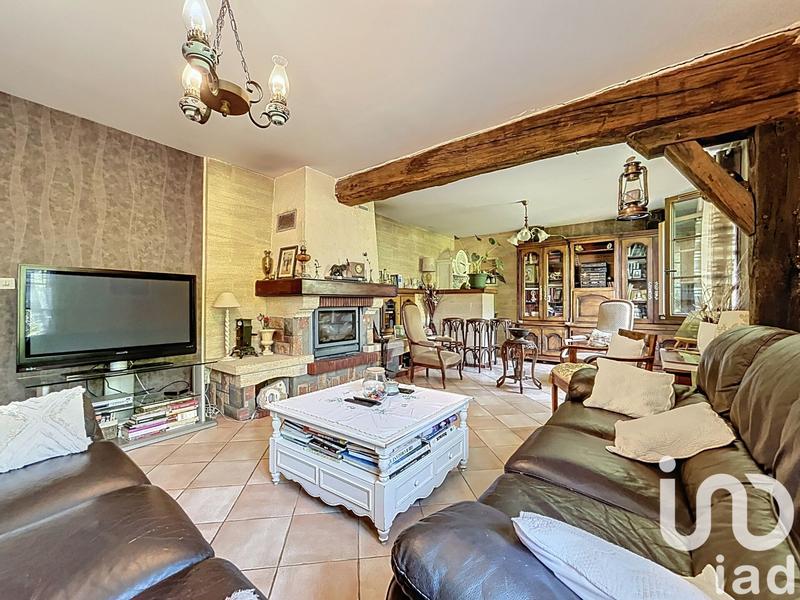 Maison - 280 m² - 8 pièces