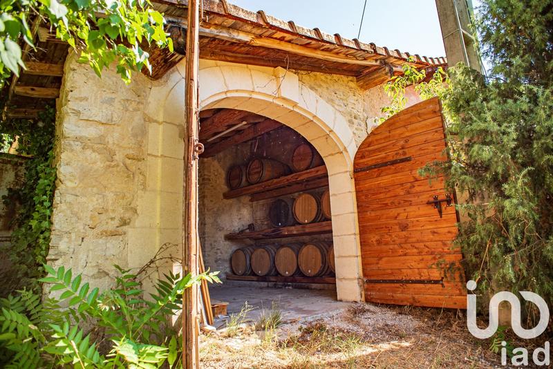 Maison - 693 m² - 10 pièces