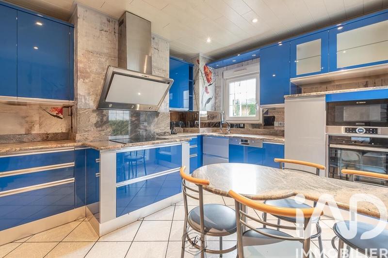 Maison - 125 m² - 7 pièces