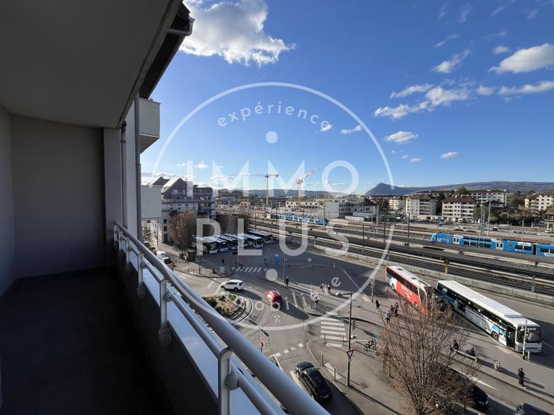 Appartement - 67 m² - 3 pièces