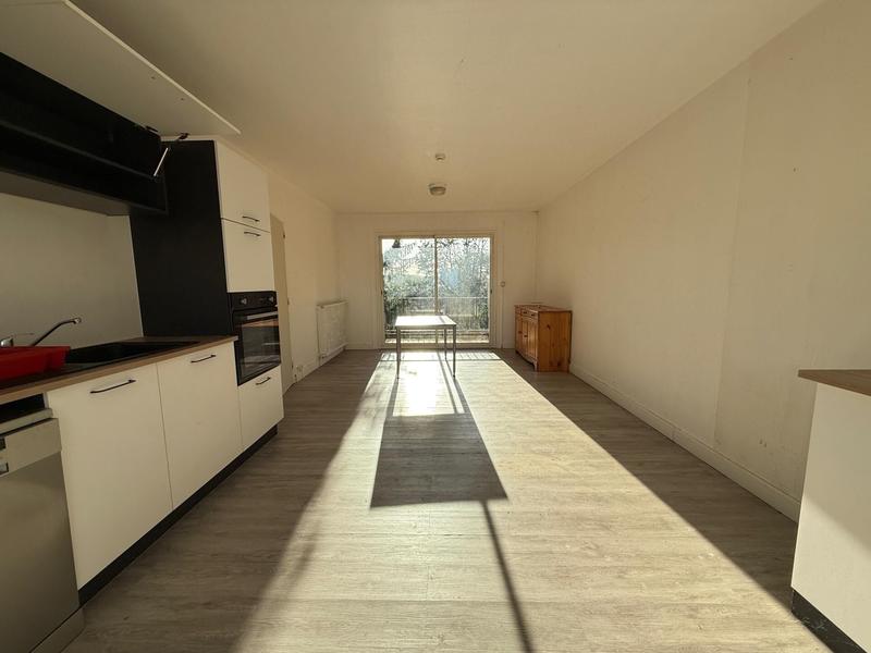 Maison - 550 m² - 20 pièces