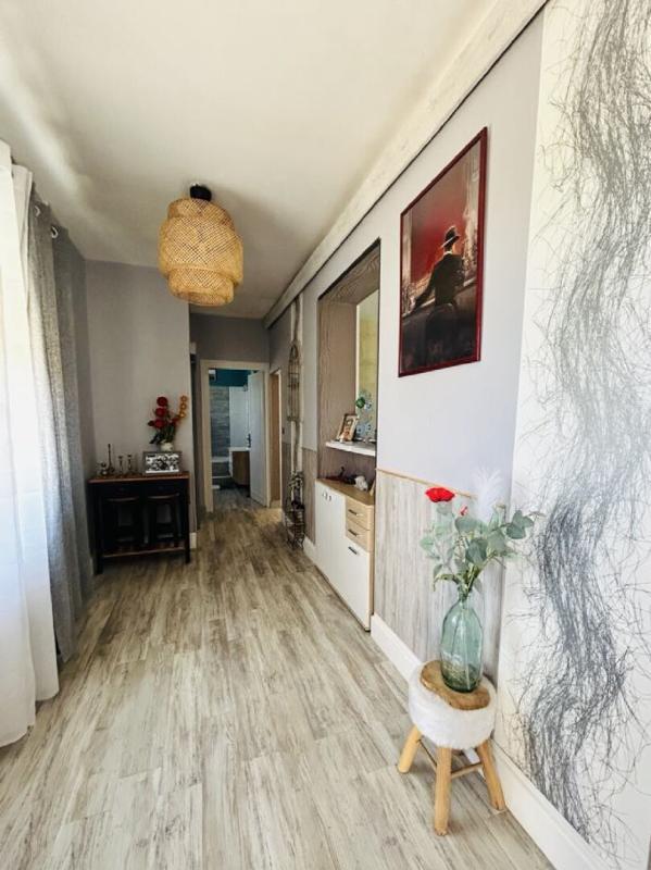 Maison - 100 m² - 5 pièces