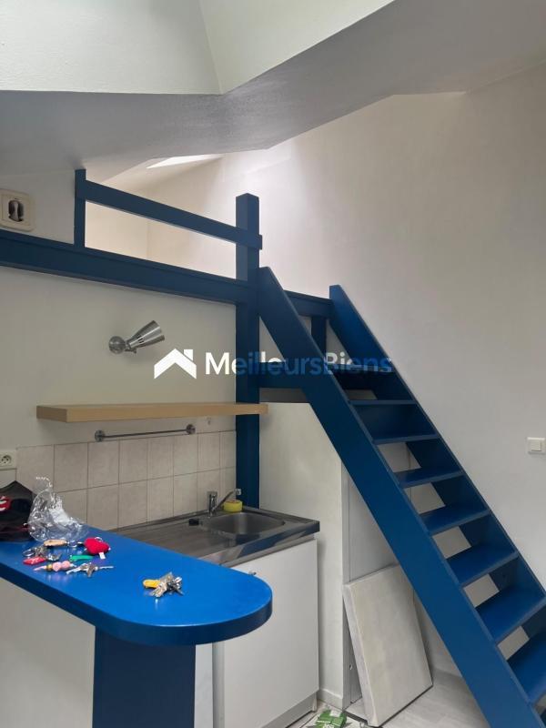 Appartement ancien - 25 m² - 1 pièce