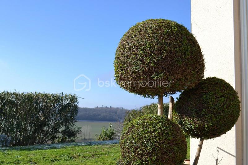 Maison - 177 m² - 5 pièces