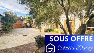 Corps de ferme - 193 m² - 7 pièces