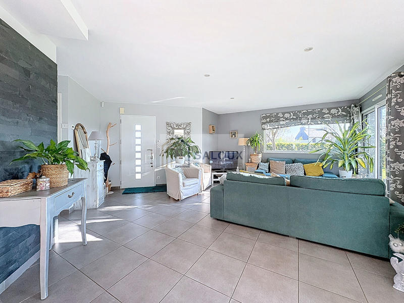 Maison - 115 m² - 6 pièces