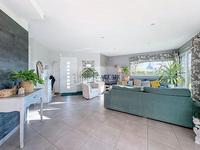 Maison - 115 m² - 6 pièces