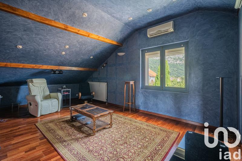 Maison - 133 m² - 5 pièces