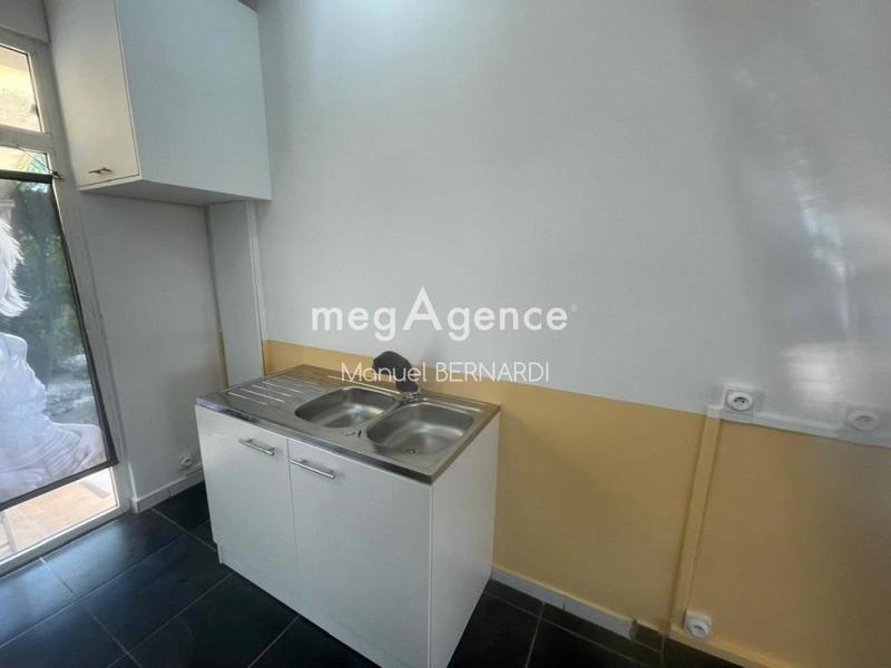 Local commercial - 25 m² - 1 pièce