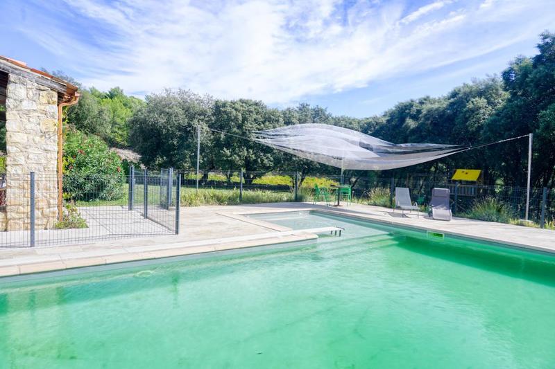 Mas - 220 m² - 5 pièces