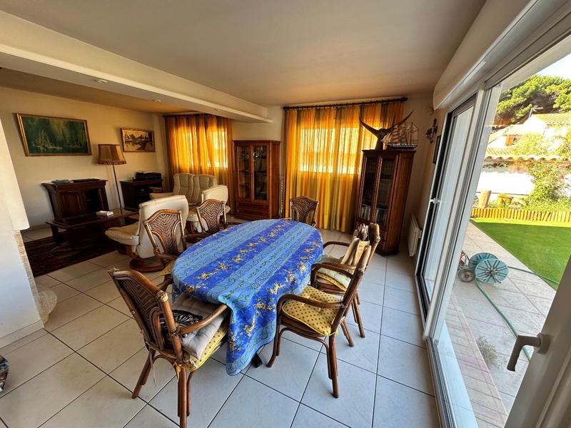 Villa - 140 m² - 5 pièces