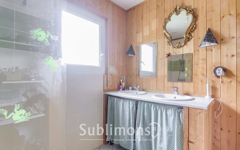 Maison - 173 m² - 8 pièces