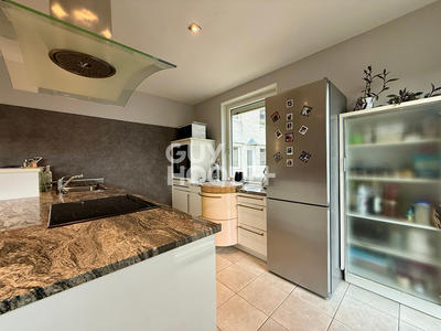 Appartement - 80 m² - 3 pièces