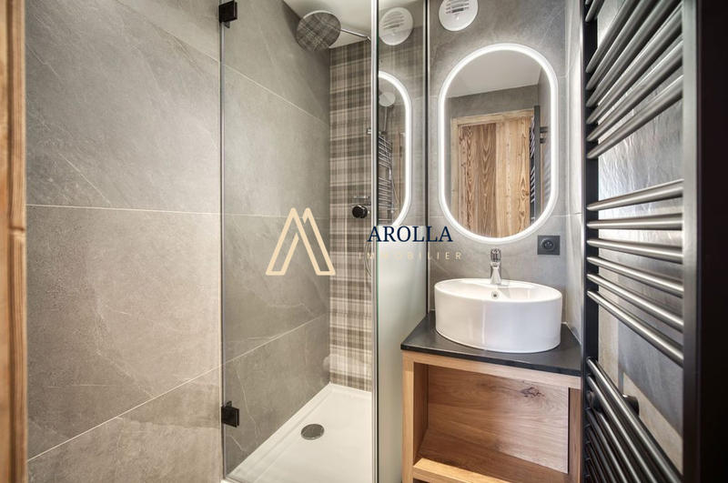 Appartement - 64 m² - 4 pièces