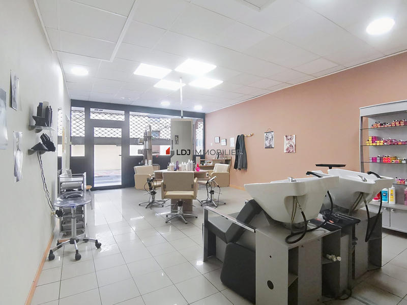 Maison - 196 m² - 5 pièces