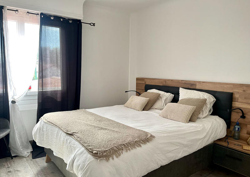 Appartement - 120 m² - 6 pièces