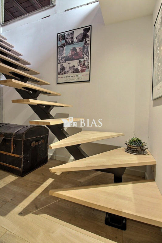 Maison - 206 m² - 10 pièces