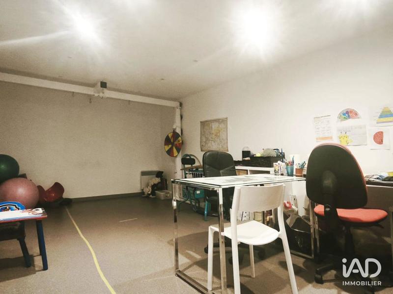 Local commercial - 136 m²