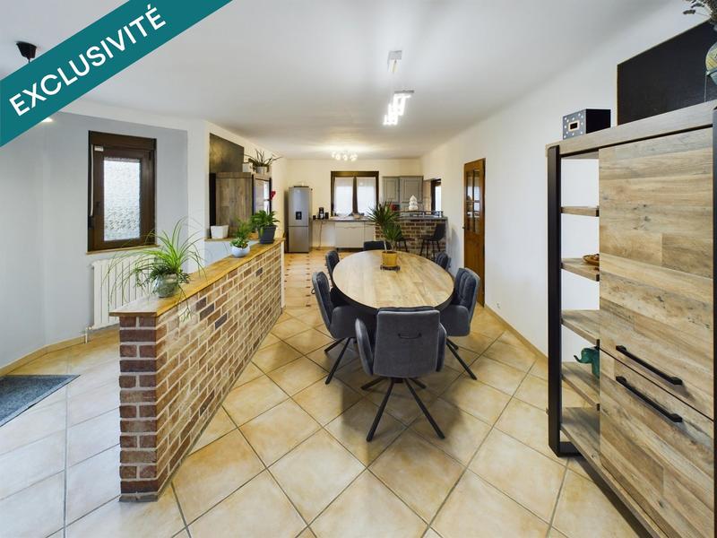 Maison - 280 m² - 14 pièces