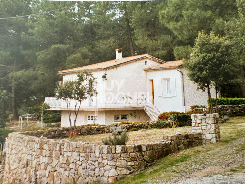 Maison - 90 m² - 3 pièces