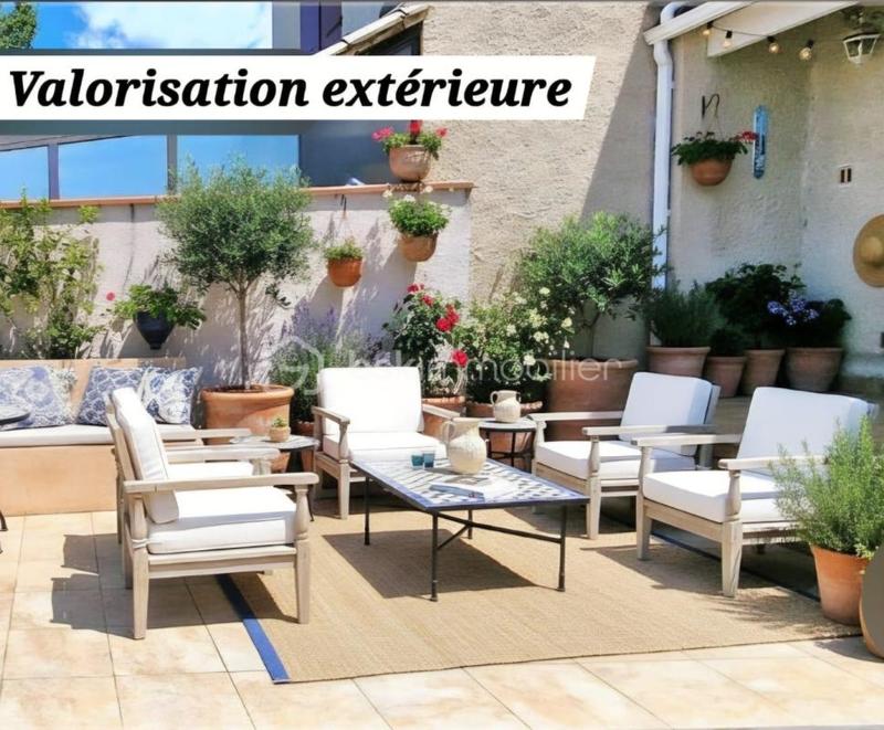 Villa - 100 m² - 5 pièces