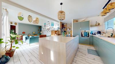 Maison - 106 m² - 5 pièces