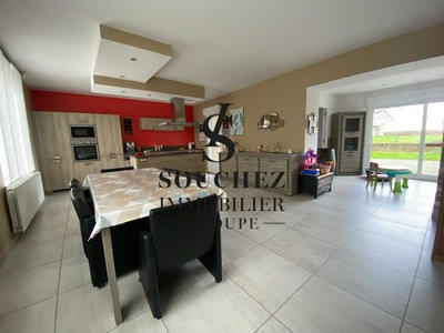 Maison - 146 m² - 8 pièces