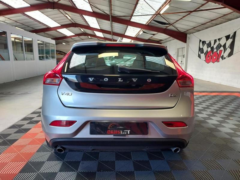 Volvo V40 2.0 150ch Momentum - Garantie 6 Mois
