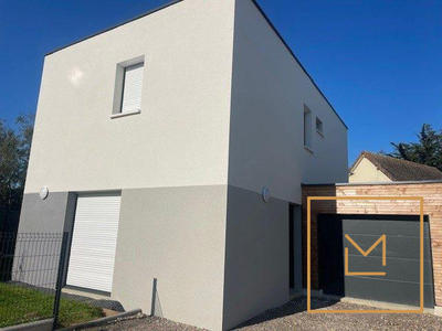 Maison - 101 m² - 6 pièces