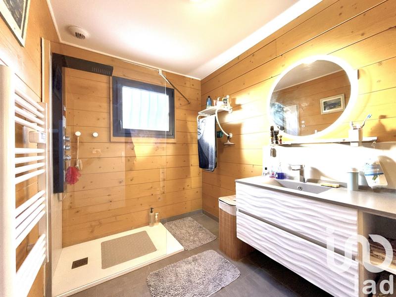 Maison - 97 m² - 5 pièces