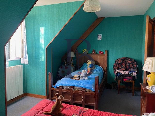 Maison - 167 m² - 6 pièces