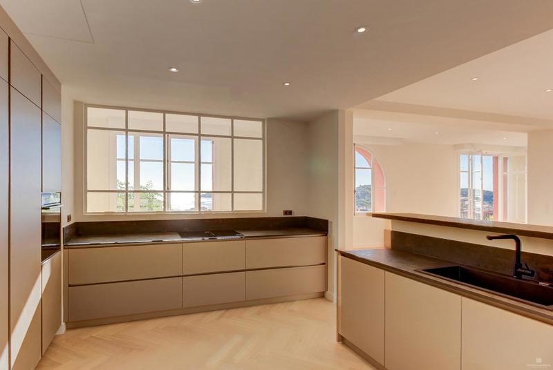 Appartement - 190 m² - 4 pièces