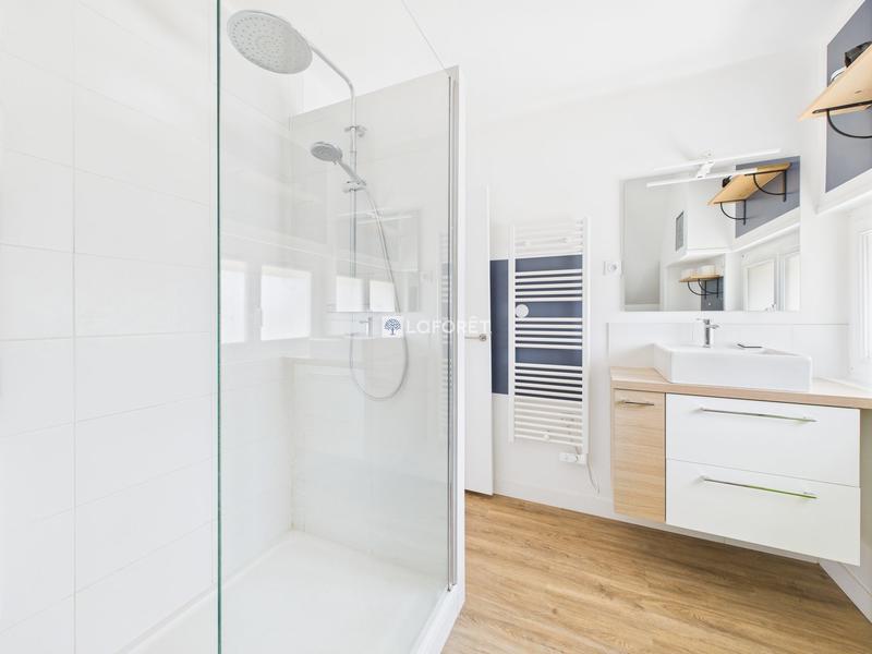 Maison - 92 m² - 4 pièces