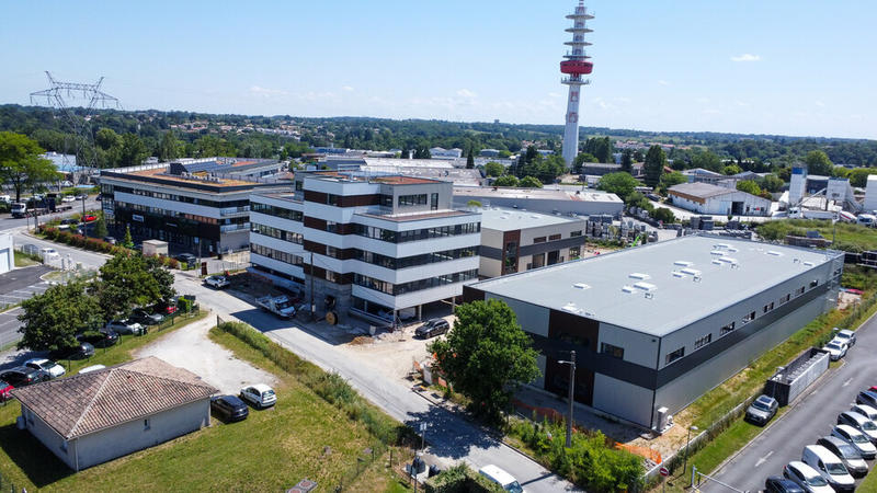 Local d'activité / Entrepôt - 444 m²