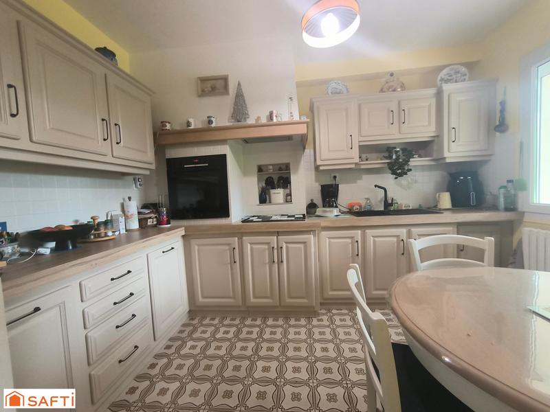 Maison - 127 m² - 8 pièces