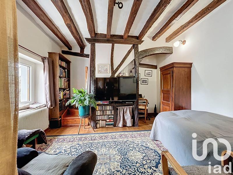 Maison - 122 m² - 8 pièces