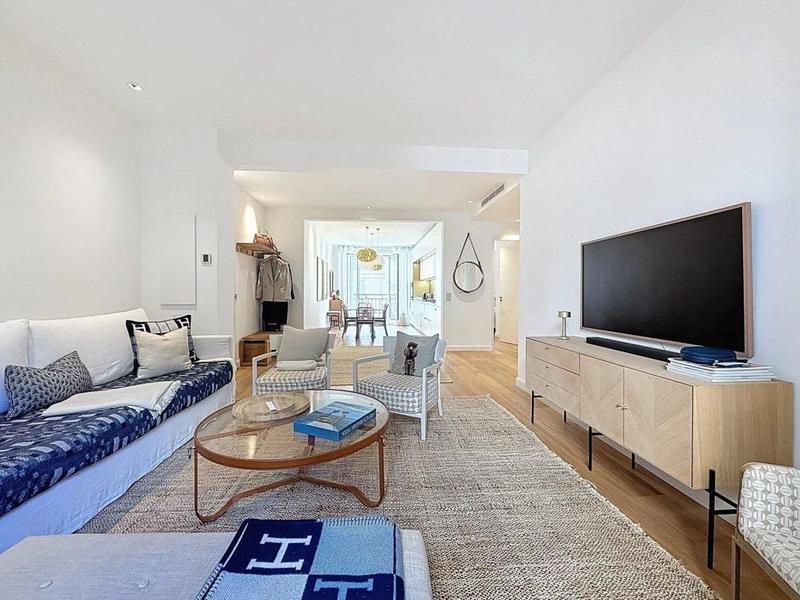 Appartement - 95 m² - 3 pièces