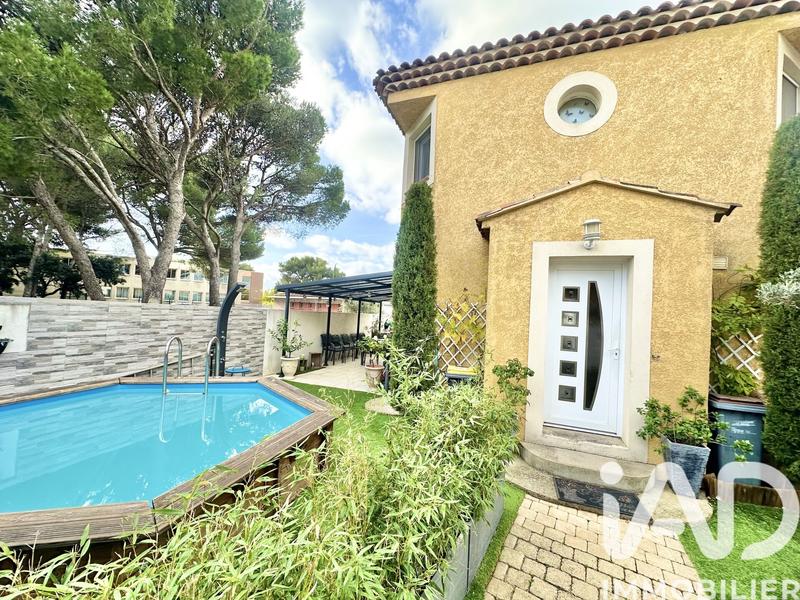 Maison de ville - 90 m² - 5 pièces