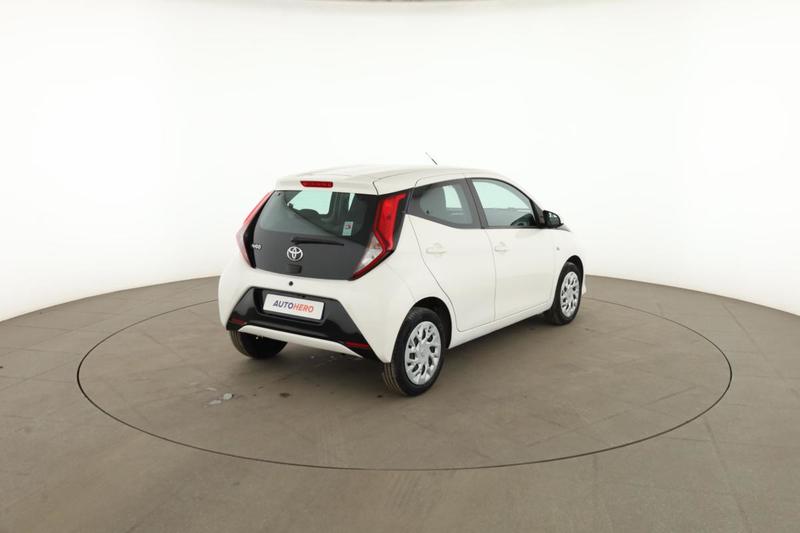 Toyota Aygo 1.0 Vvt-i X-Play 5p 72 ch