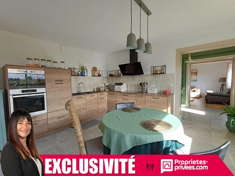 Maison - 221 m² - 7 pièces