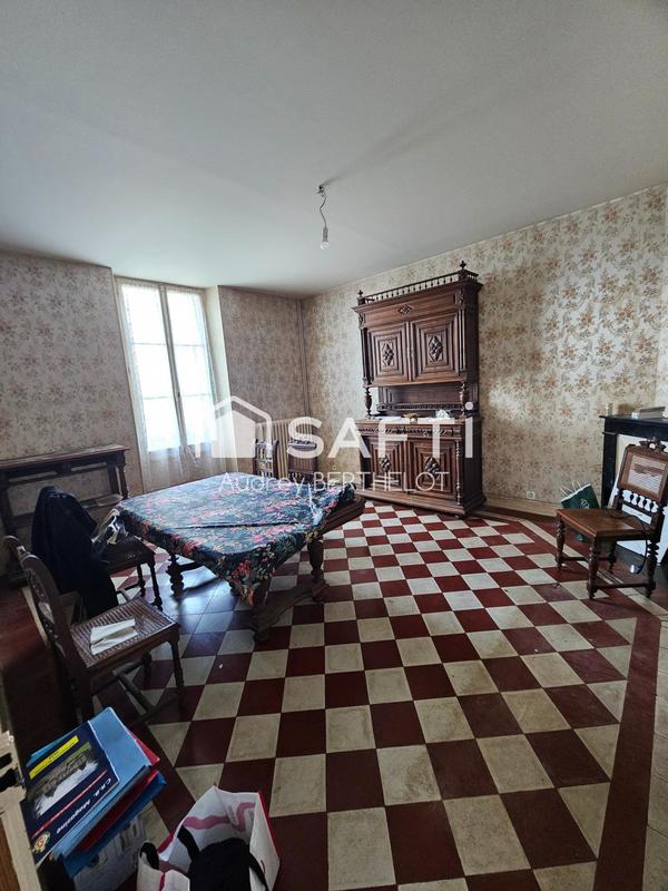 Maison - 120 m² - 5 pièces