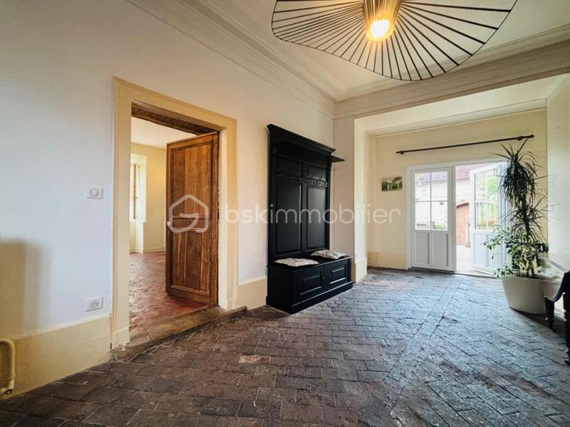 Maison ancienne - 220 m² - 8 pièces