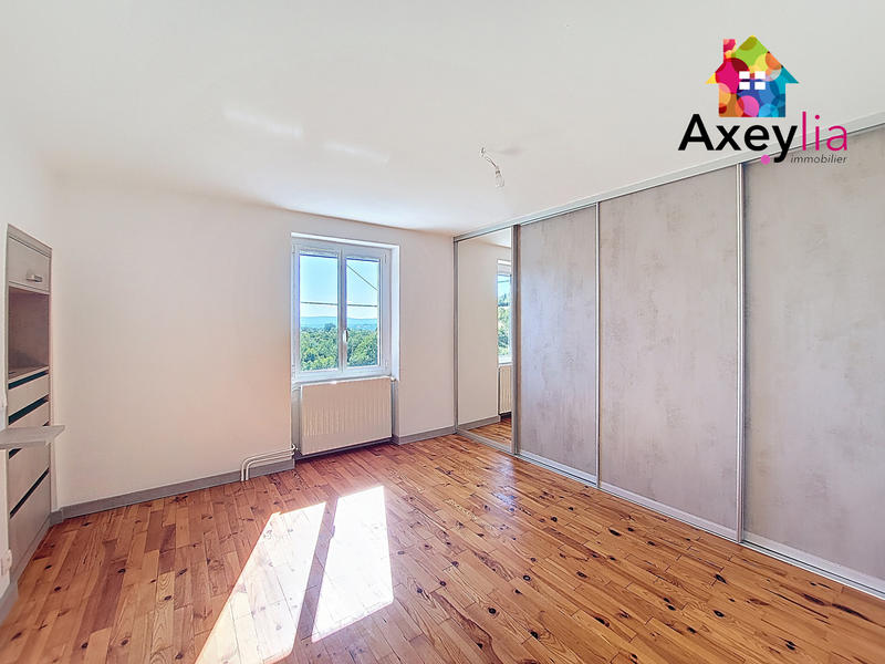 Maison - 158 m² - 6 pièces