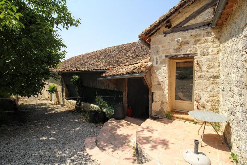 Corps de ferme - 319 m² - 9 pièces