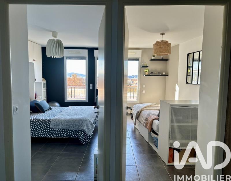 Appartement - 82 m² - 4 pièces