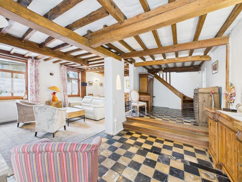 Maison - 140 m² - 6 pièces