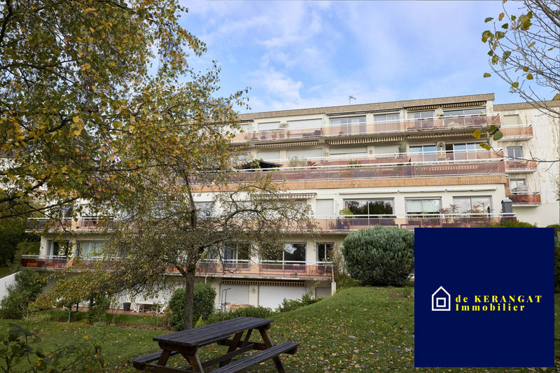 Appartement - 82 m² - 3 pièces